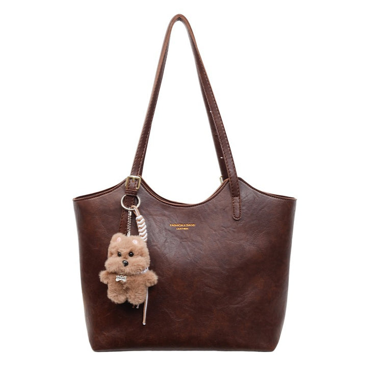 Stylische Kunstleder-Tote mit charmantem Schlüsselanhänger