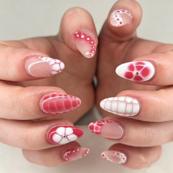 Künstliche Nagelspitzen mit Aufregendem Design und Eleganten Akzenten Karnz