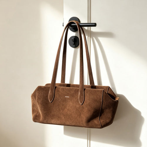 Wildleder verlängerte rechteckige Schultertasche mit langen doppelten Trägern