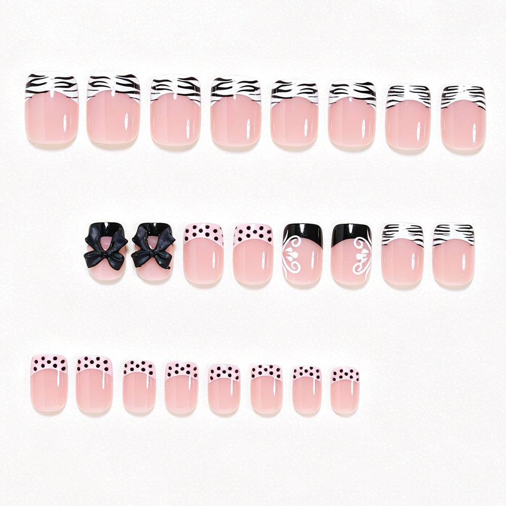 Dekorative Nagelkunst Tipps Set Karnz