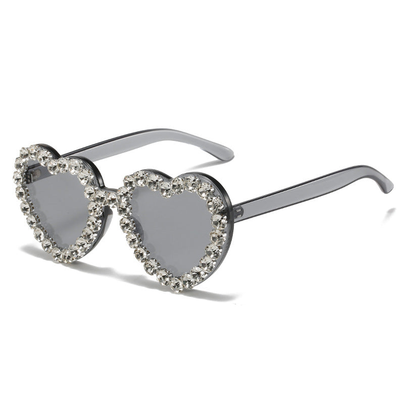 Herzförmige Glamour Sonnenbrille Karnz