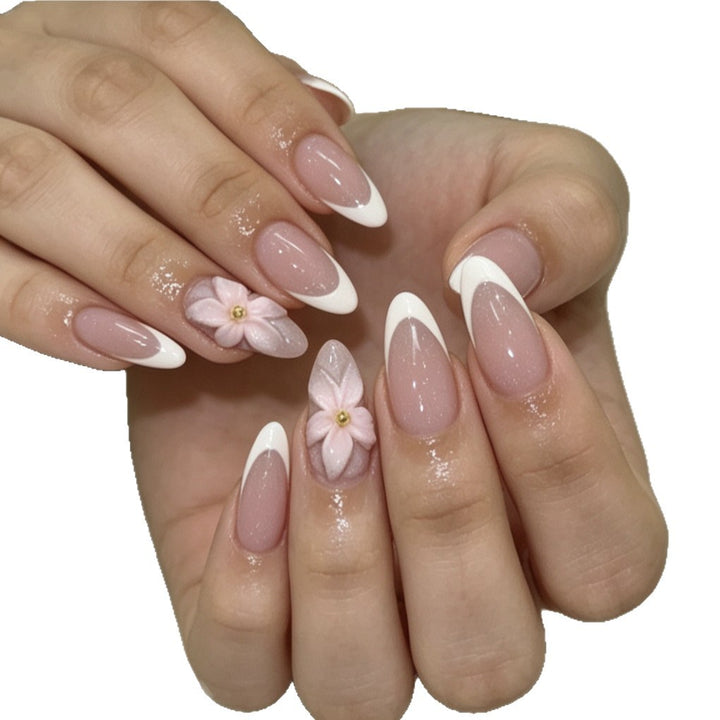 Floral 3D Nagelkunst Tipps Karnz