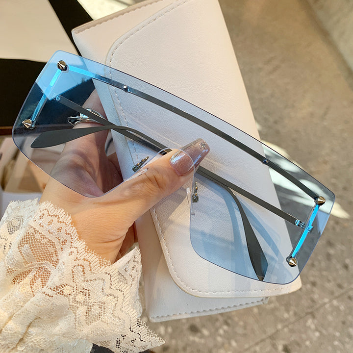 Damen oversized Sonnenbrille mit modernem Rahmen und UV-Schutz Karnz