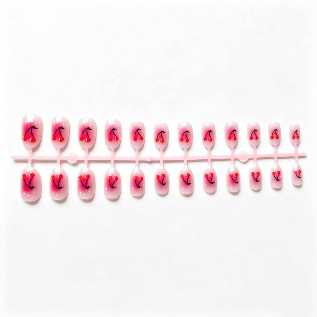 Kirsch-inspiriertes Gellack-Nageldesign