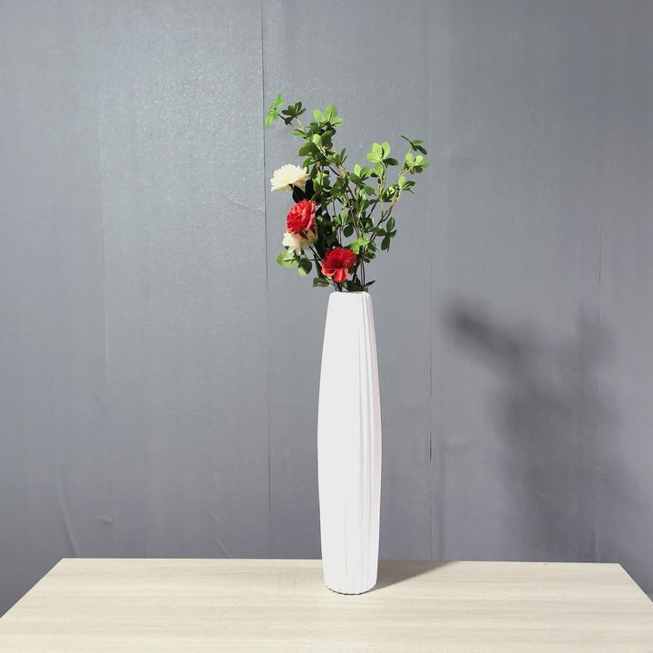 Elegante große dekorative gerippte Vase Karnz