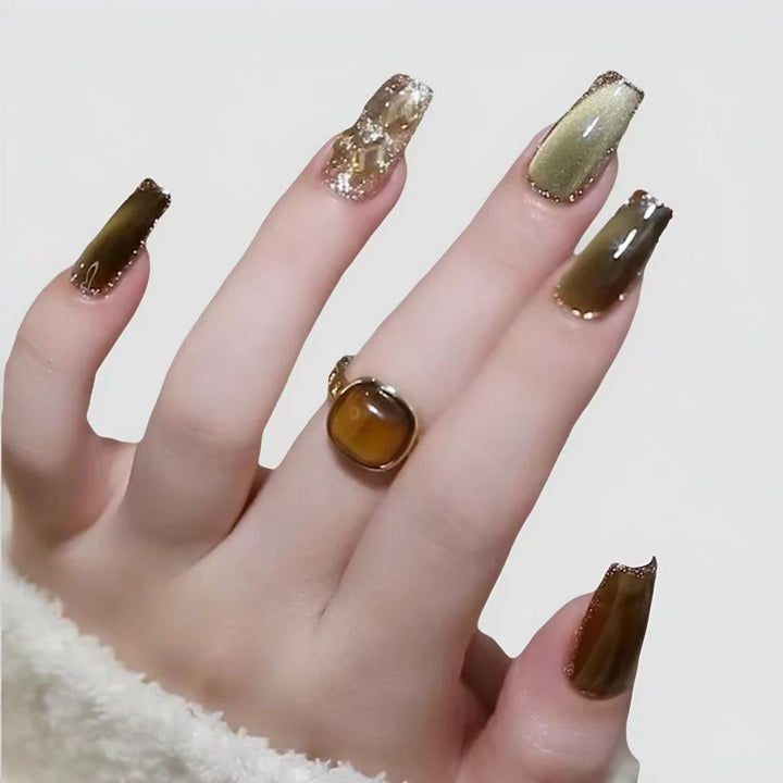 Glamouröser Luxuriöser Press-On Nagelset Karnz