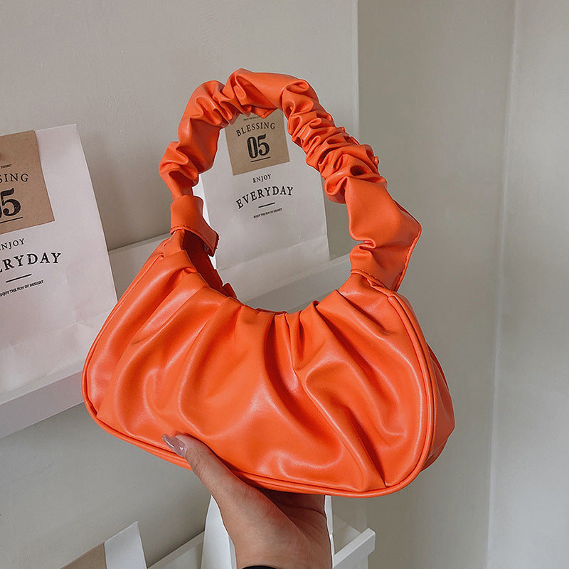 Lässige Beuteltasche Aus Veganem Leder Karnz