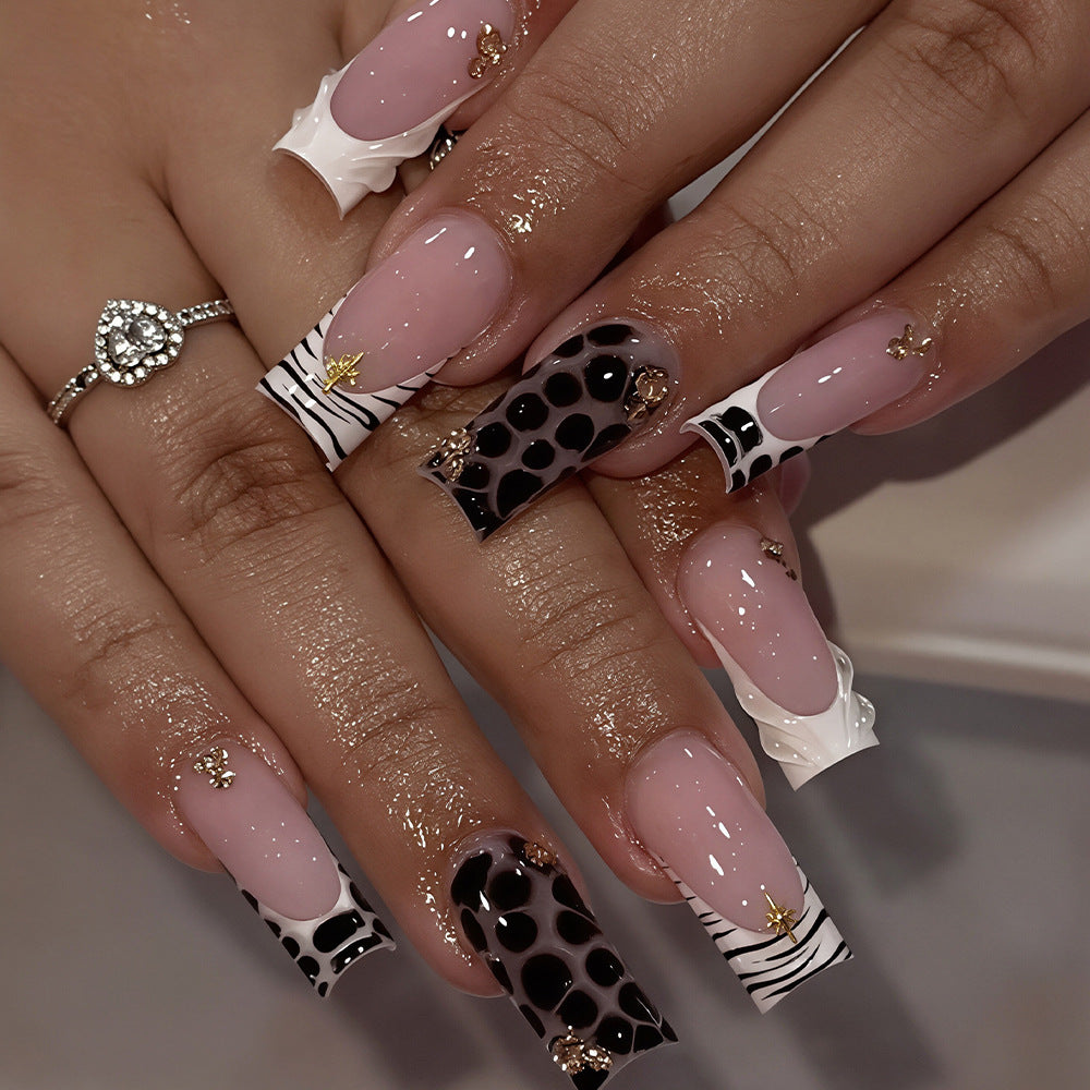 Stylische Dekorative Press-On Nagelkunst Tipps Karnz