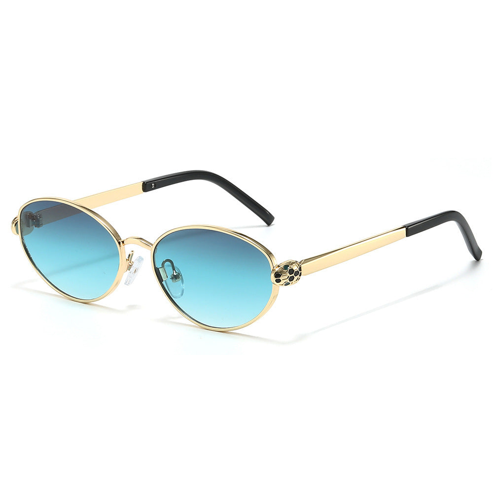 Chic Cat-Eye Sonnenbrille mit luxuriösen goldenen Akzenten Karnz