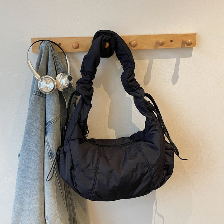 Lässige lässige Schultertasche