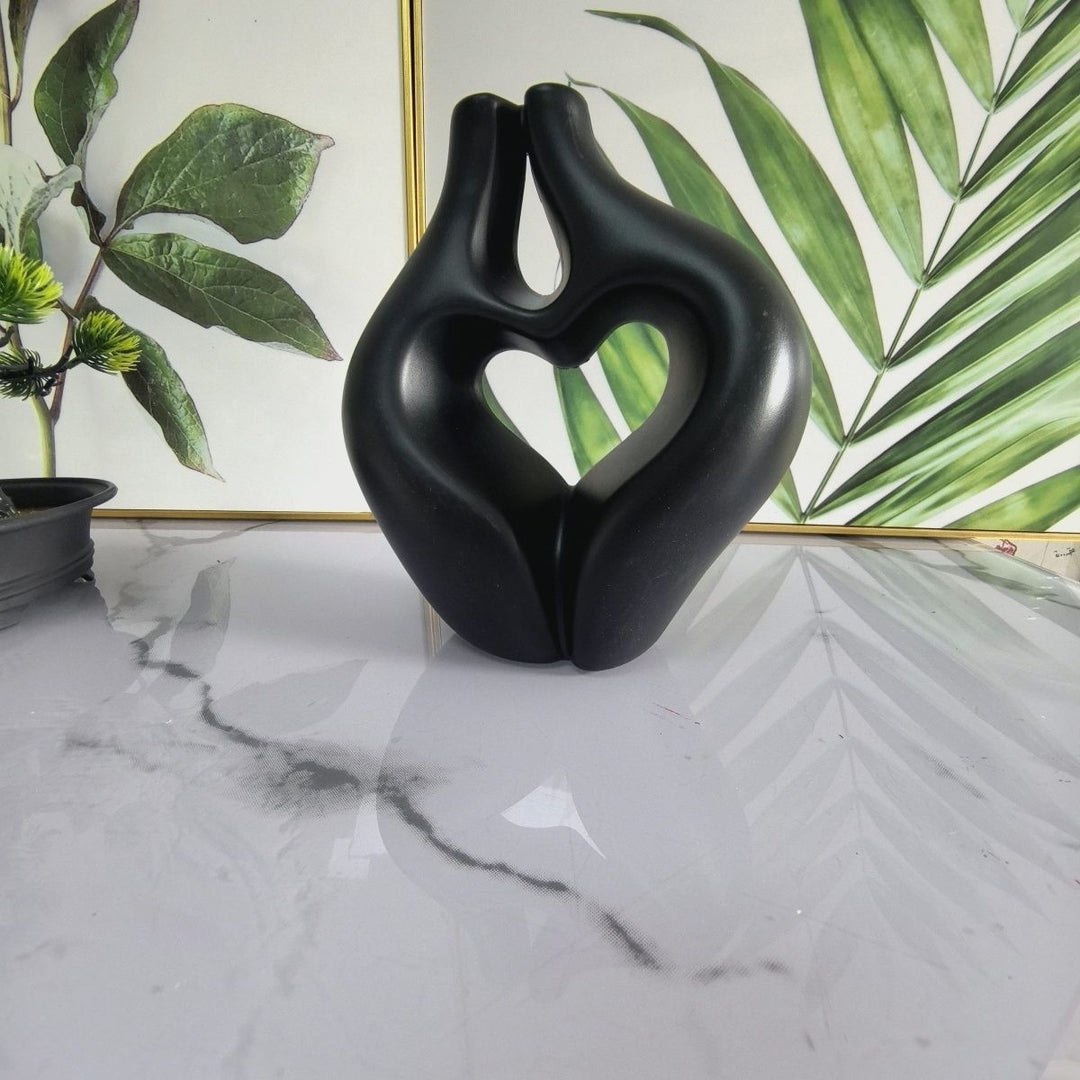Herzförmige Dekorative Skulptur Karnz