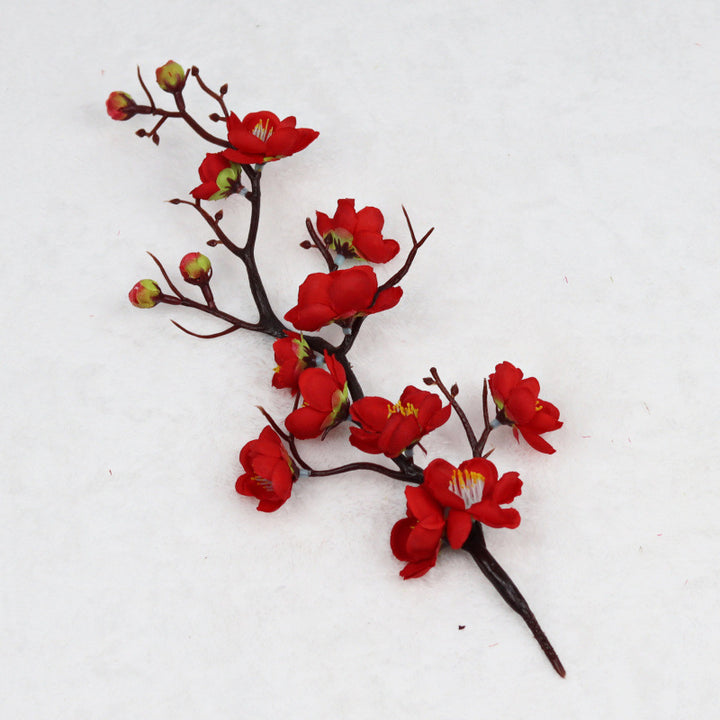 Dekorative Blumenarrangement für die Hausdekoration