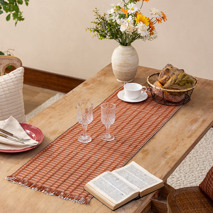 Handgewebter Plaid aus Baumwolle mit Strukturstreifen und Fransen