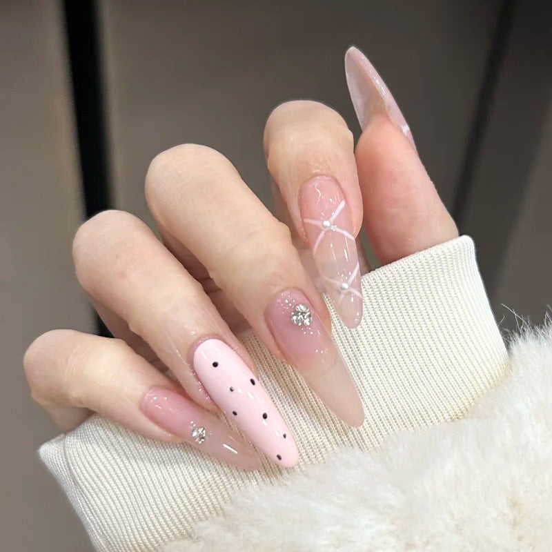 Elegante Stiletto Drucknägel mit 3D Dekorationen Karnz