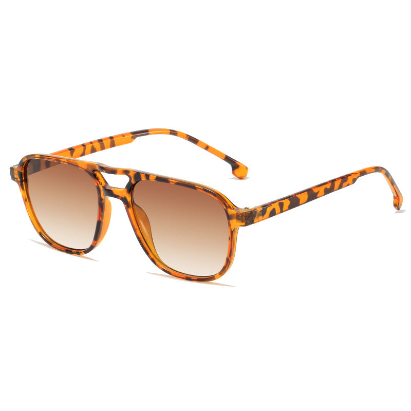Damen Sonnenbrille im modernen Leopardenmuster Karnz