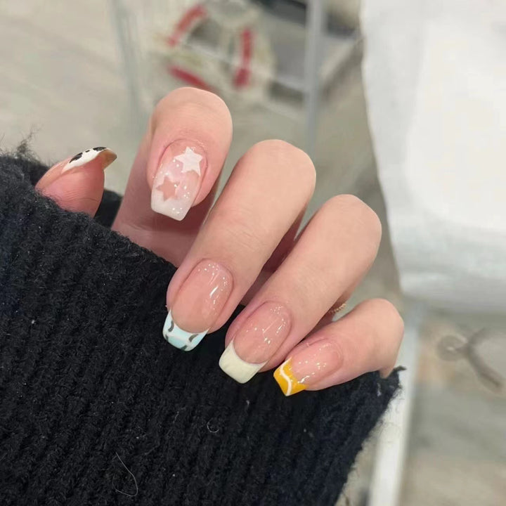 Dekorative Nagelkunst