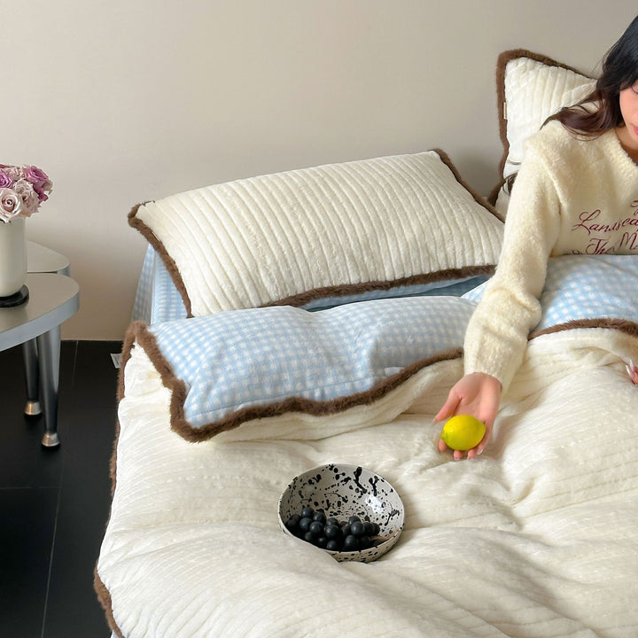Wendbare gesteppt Plush Bettwäsche Set mit Kunstfellbesatz