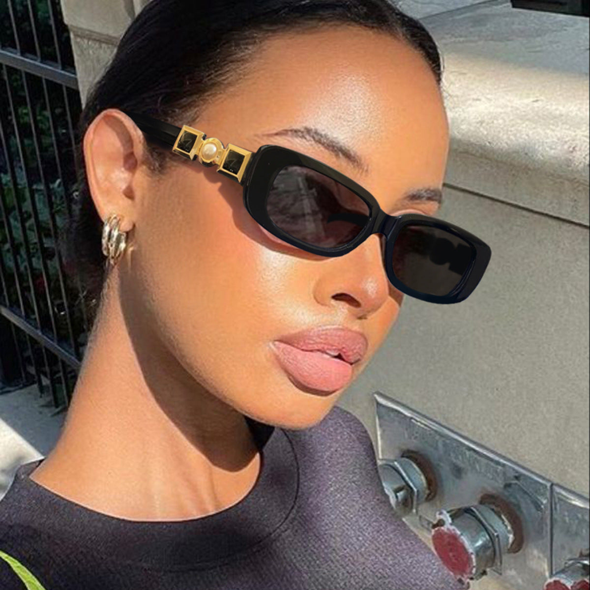 Damen stilvolle Sonnenbrille mit elegantem Design Karnz