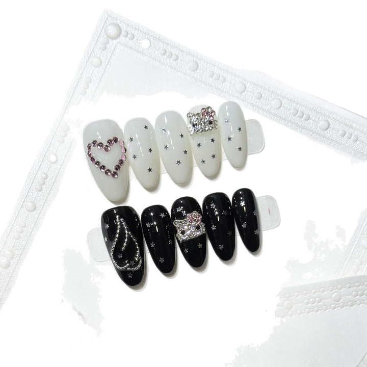 Elegante Sternenhimmel Kunst Press-On Nagelset Karnz