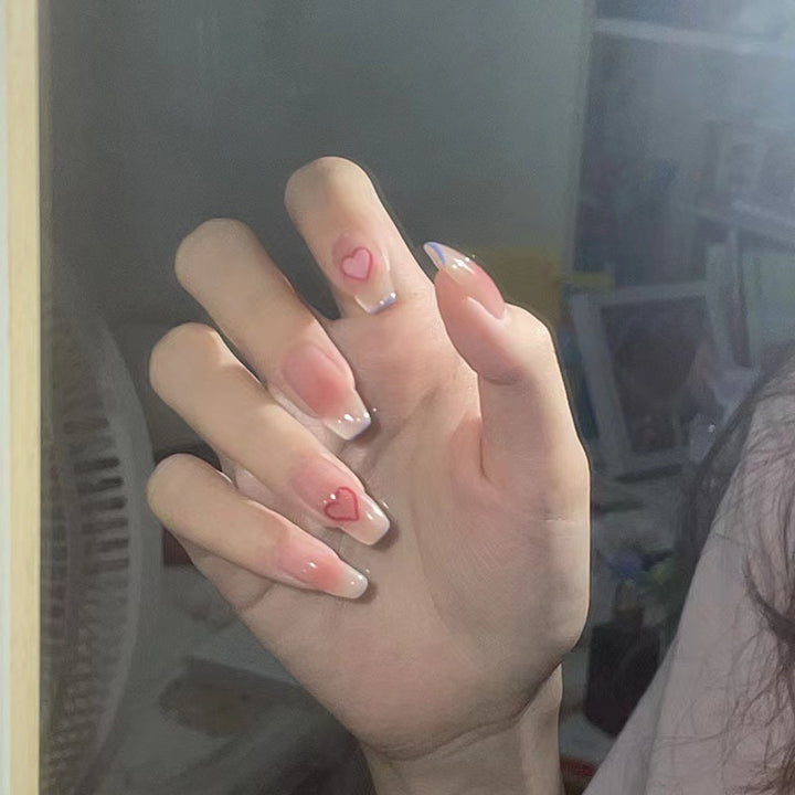 Kunstvolle Nagelmaniküre Karnz