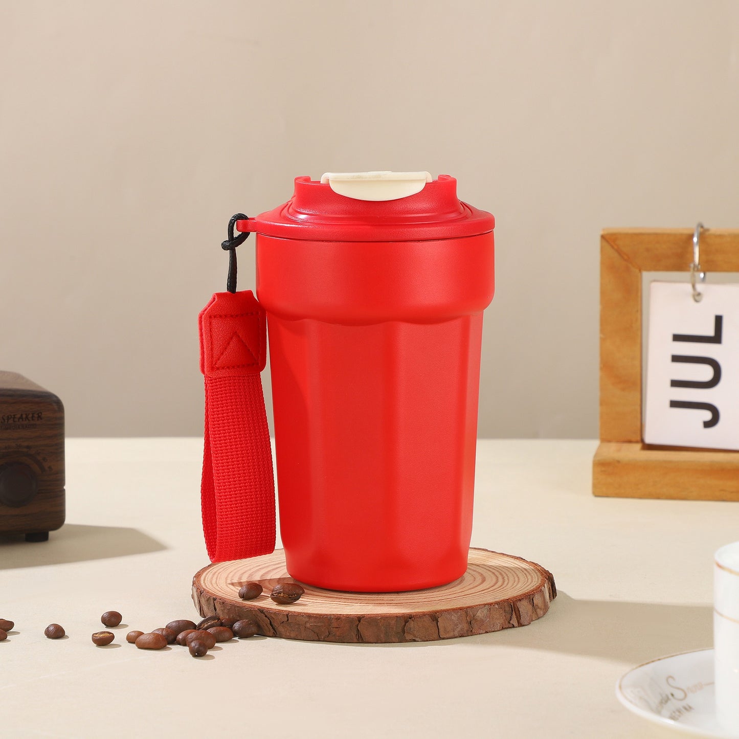 Damen Isolierbecher mit griffigem Tragegurt Karnz
