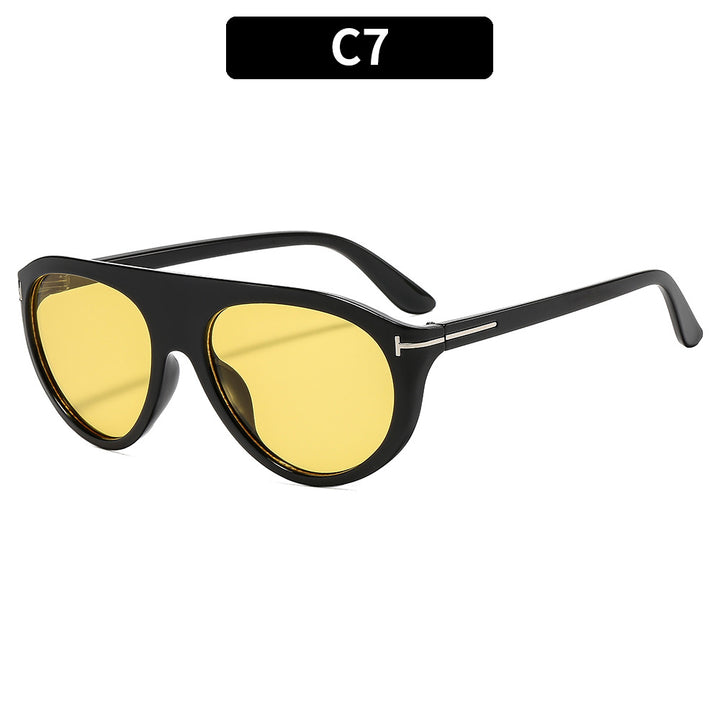 Stilvolle retro-inspirierte Katzenaugen-Sonnenbrillen