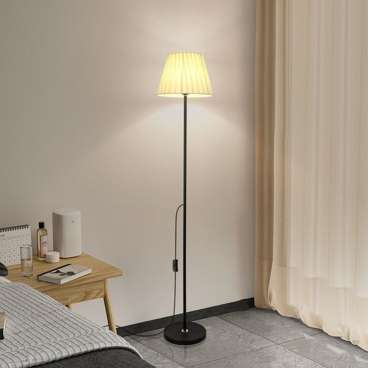 Moderne Stehlampe