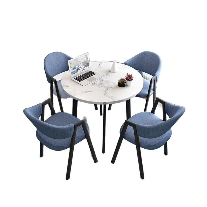 Esszimmerstuhl mit ergonomischer Polsterung und modernem Design Karnz