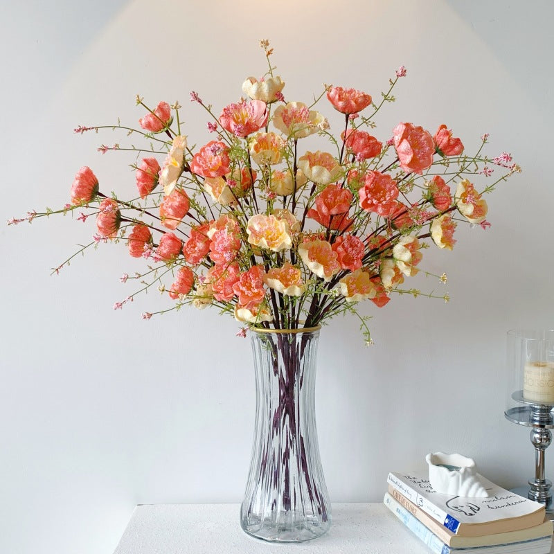 Dekorativer Blumenstrauß