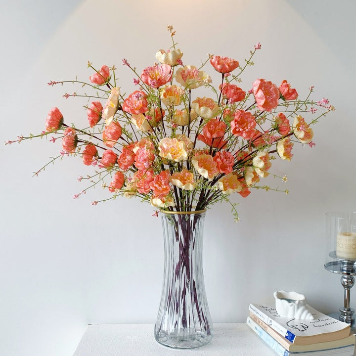 Dekorativer Blumenstrauß