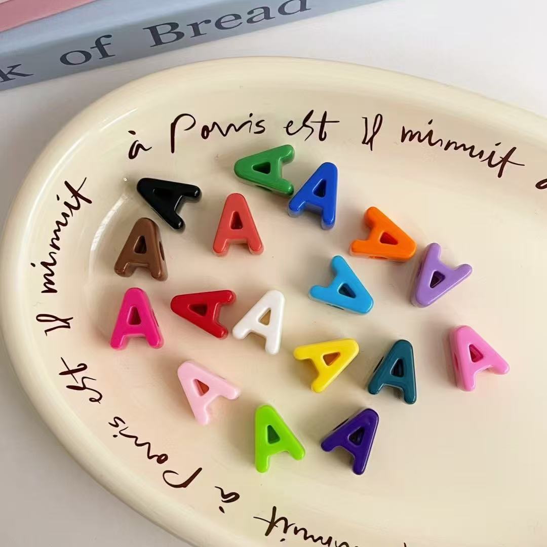 Kreativer Alphabet Buchstaben Schlüsselanhänger Karnz
