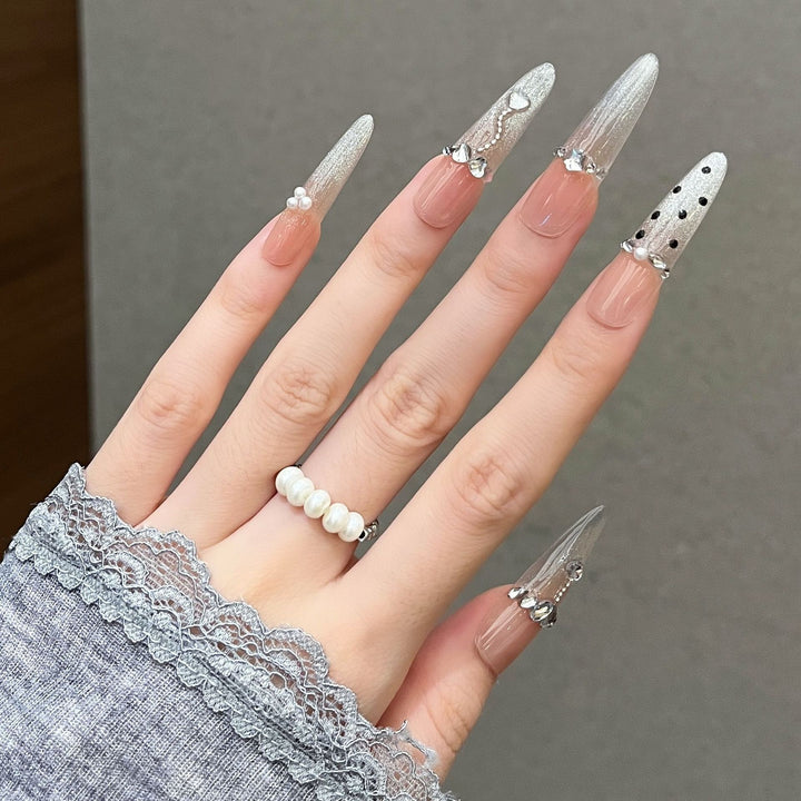 Elegante 3D Blumen Druck-Nagelverlängerungen Karnz