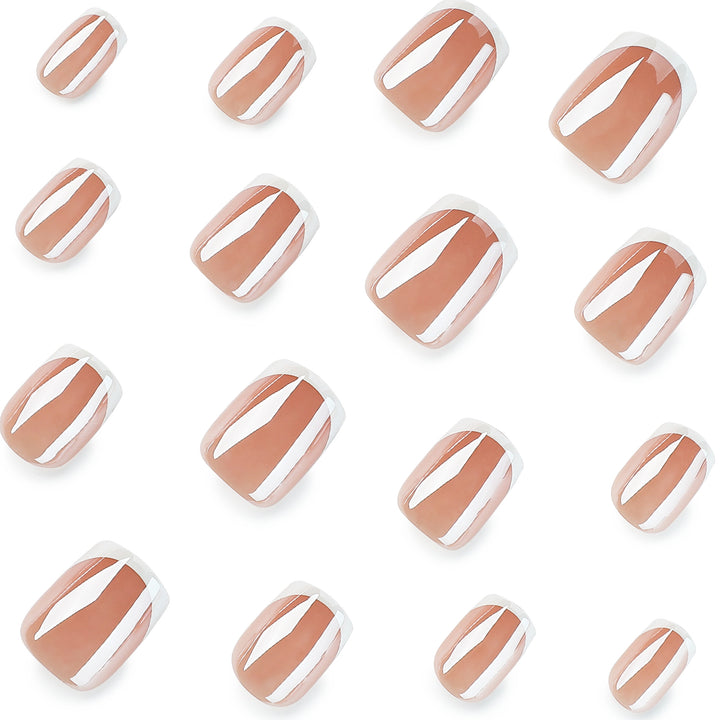 Elegante Nagelverlängerungen mit französischem Abschluss Karnz