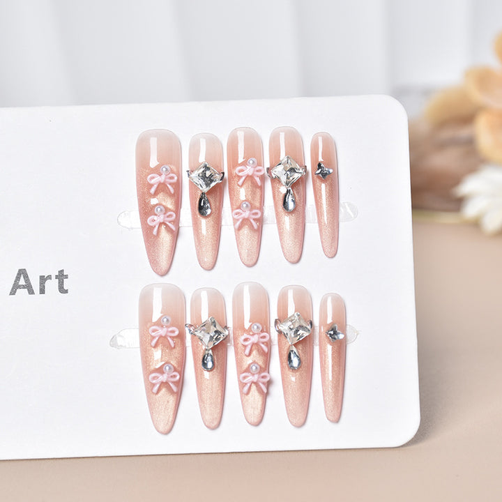 Dekorative Nagelkunst Karnz