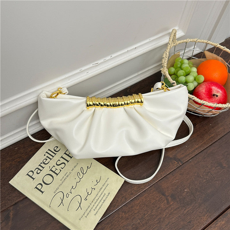 Stylische geraffte Abend-Clutch