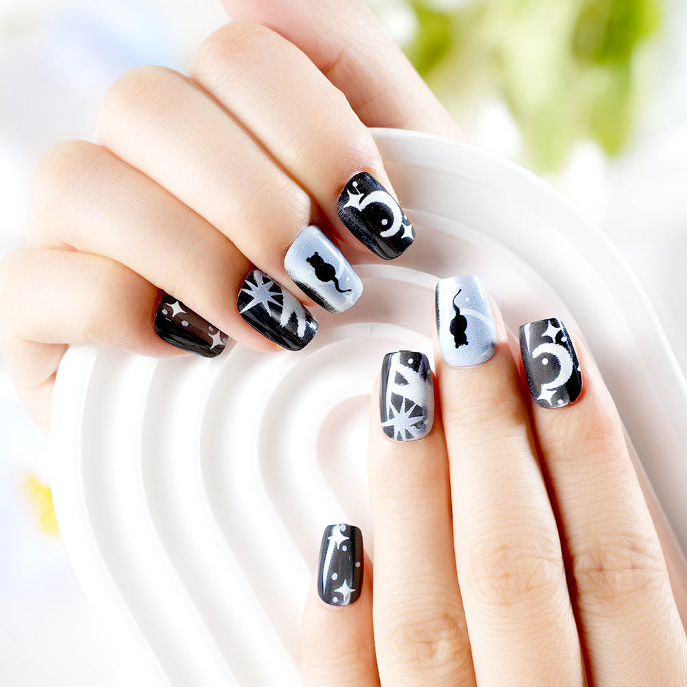 Künstlerisches Themen-Press-On-Nagelset Karnz
