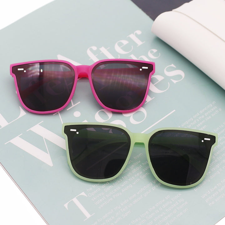 Damen moderne Sonnenbrille mit filigranem Rahmen und UV-Schutz Karnz
