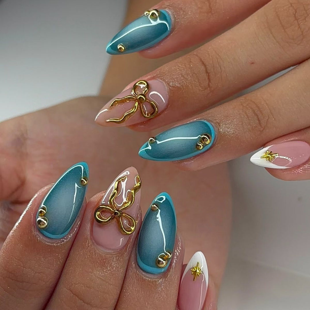 Glamouröse Stiletto-Nagelerweiterungen Karnz