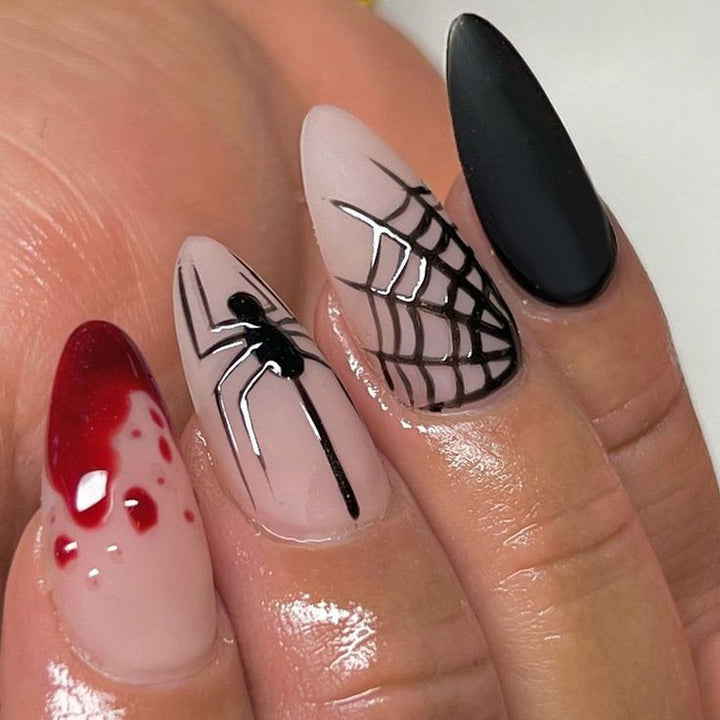 Künstlerisches Abstract Press-On Nagelset Karnz