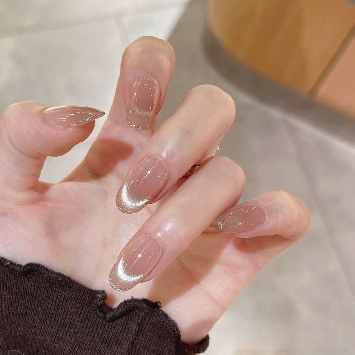 Kunstnägel mit Elegantem Glitzerfranz Karnz