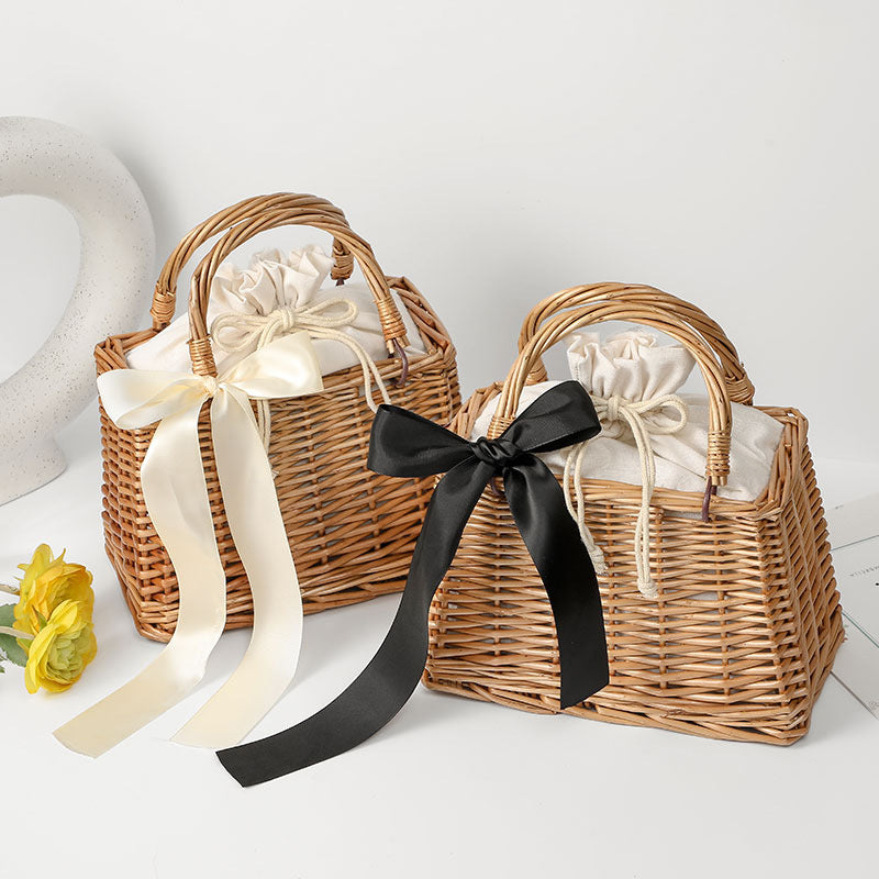 Damen Handgewebte Korbtasche mit elegantem Schleifenakzent Karnz
