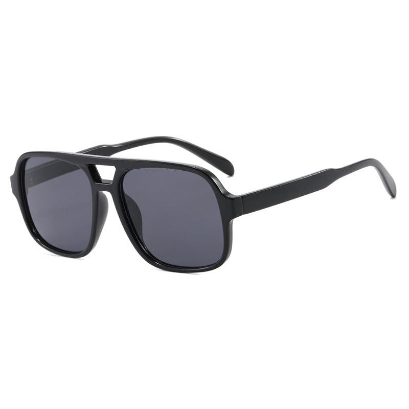 Damen moderne quadratische Sonnenbrille mit stylishem transparentem Rahmen Karnz