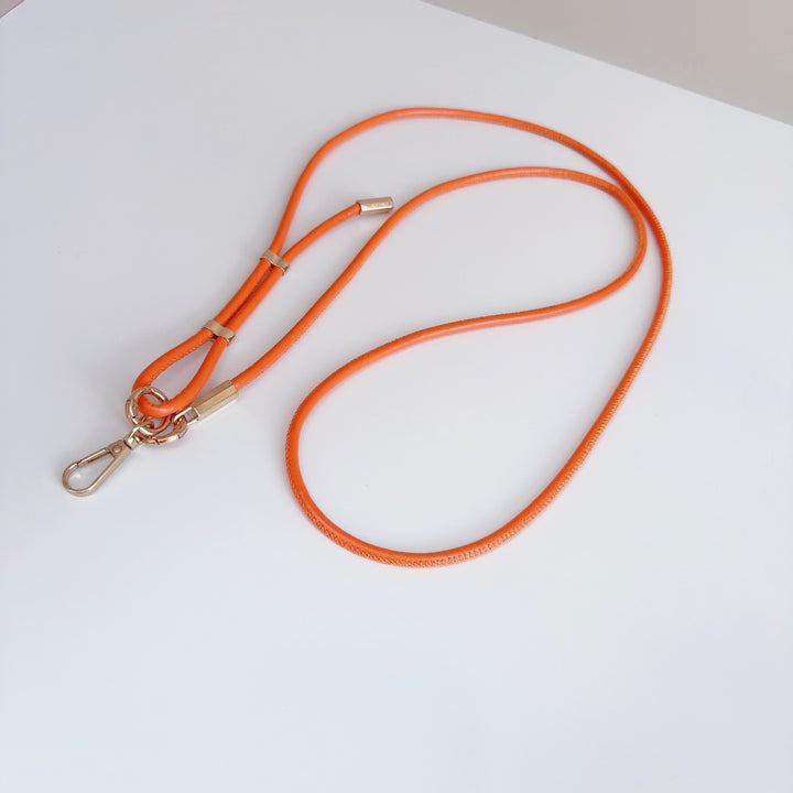 Verstellbares Multi-Use Lanyard mit dualen Clips Karnz