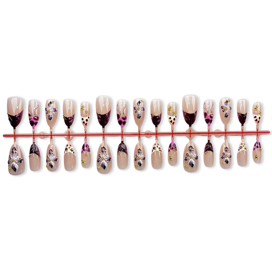 Elegante Blumen Press-On Nagel Kollektion