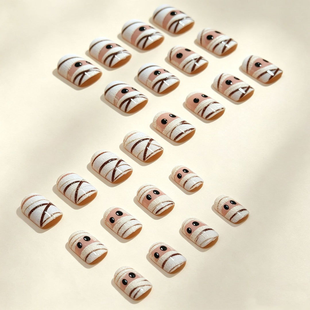 Halloween Themed Press-On Nail Design Karnz