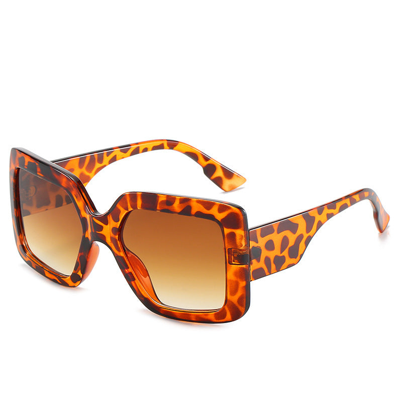Überdimensionale Statement-Sonnenbrille Karnz