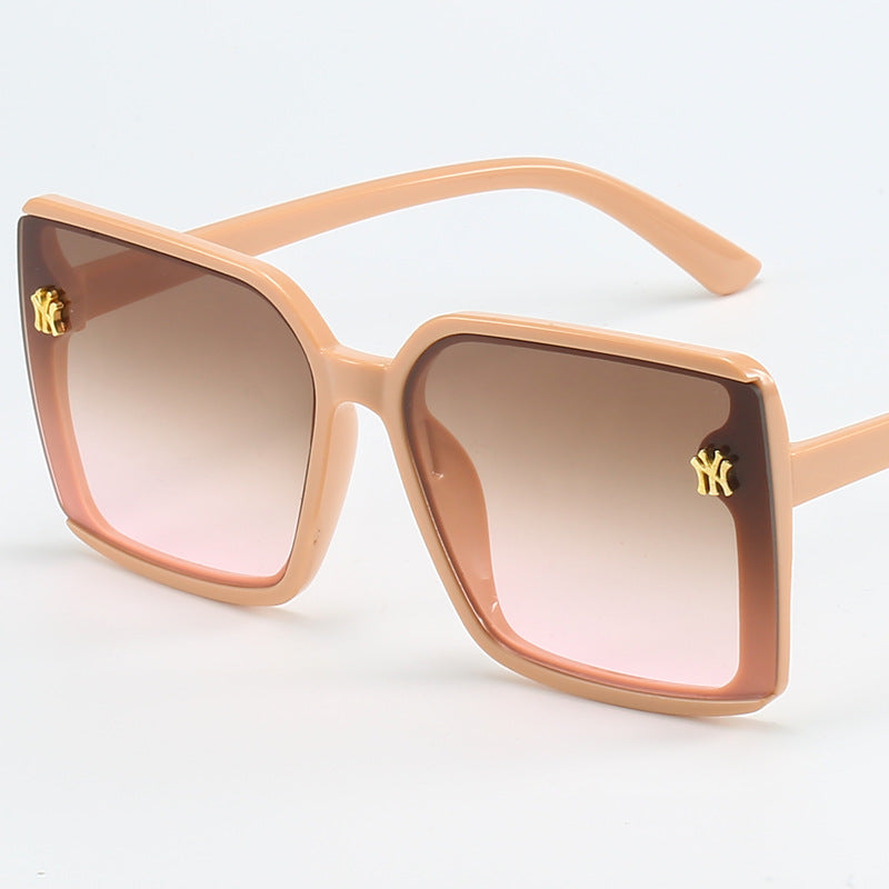 Damen Oversized-Sonnenbrille mit eleganten Gläsern Karnz