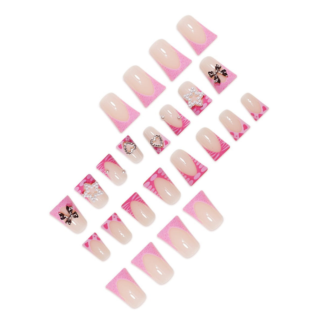 Floral Akzent Nagelkunst Verlängerungen Karnz