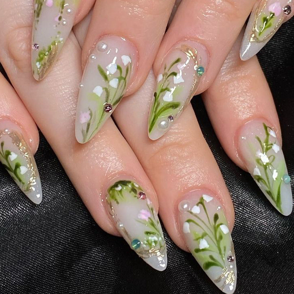 Elegante florale Stiletto Press-On Nägel Karnz