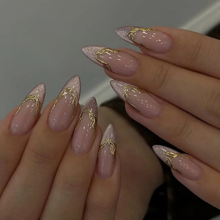 Nagelkunst Karnz